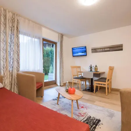 公寓 Alpenchalet By Interhome 滨湖采尔