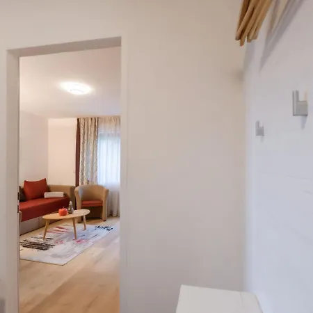 Alpenchalet By Interhome 滨湖采尔